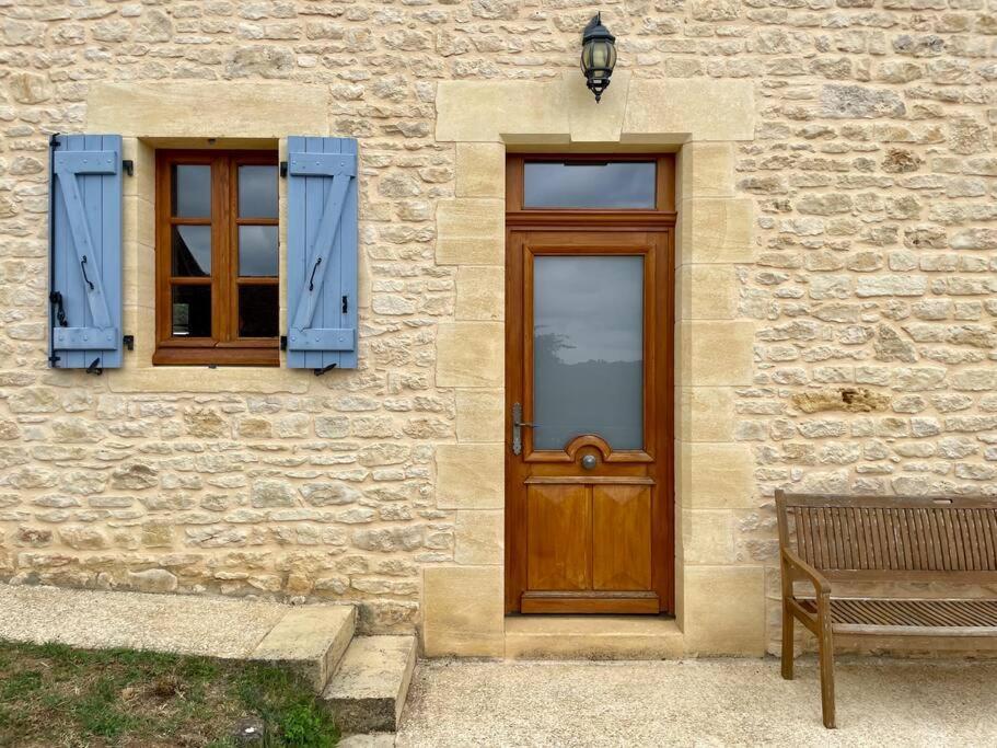 Charming 19Th Century Farmhouse With Pool Vitrac  Exterior photo