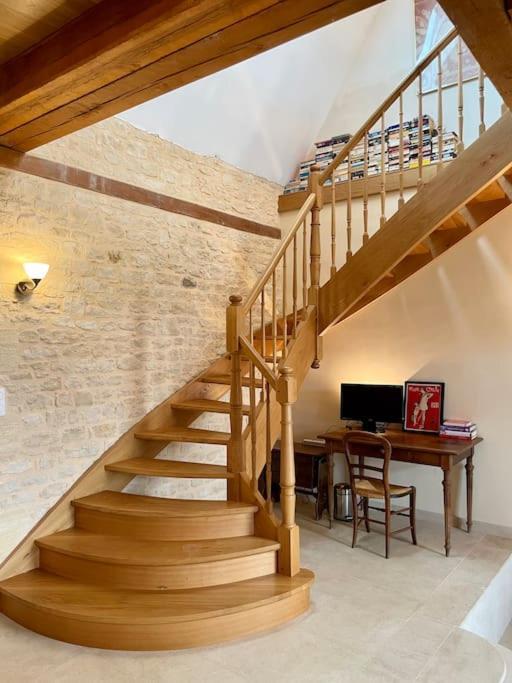 Charming 19Th Century Farmhouse With Pool Vitrac  Exterior photo