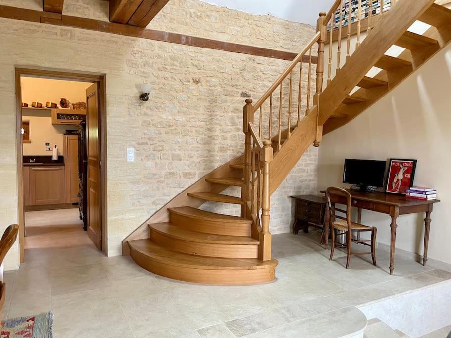 Charming 19Th Century Farmhouse With Pool Vitrac  Exterior photo